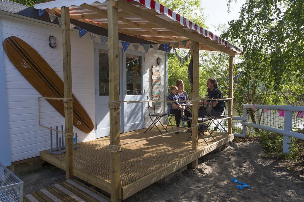 Adventurer'S Village Милтон-Кейнс Экстерьер фото